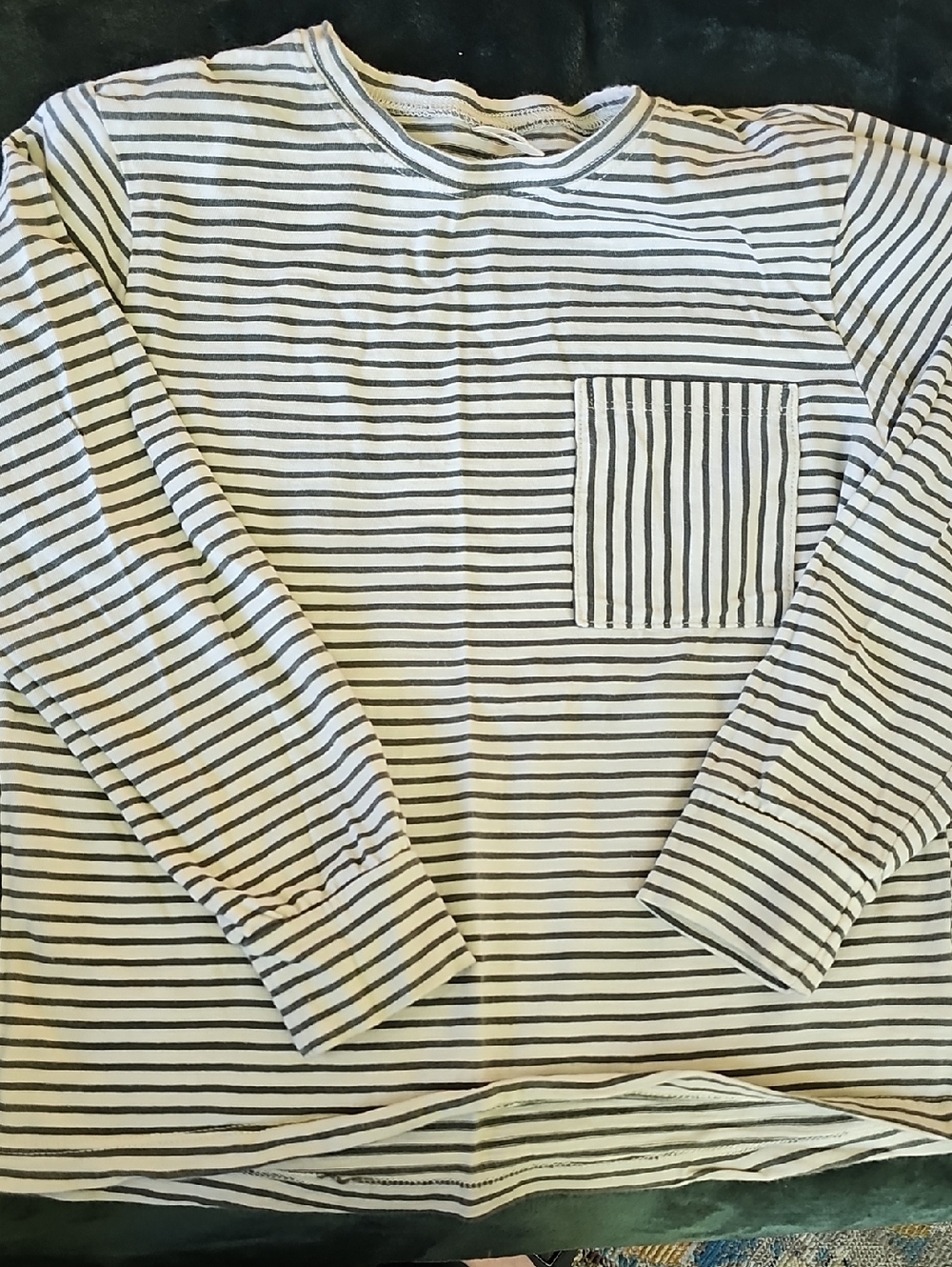 Rylee + Cru White Long-Sleeve Tee with Gray Stripes & Chest Pocket